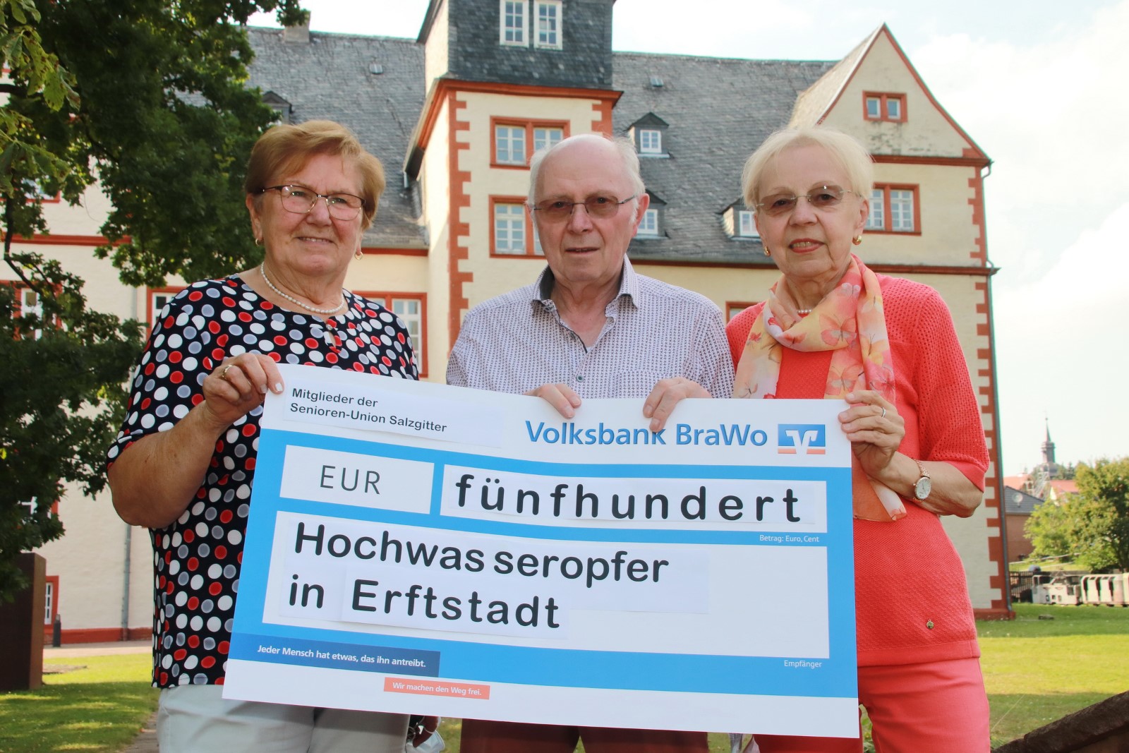 Auf dem Bild: Brigitte Marlin, Hans Verstegen, Karin Verstegen [c] Hans Verstegen