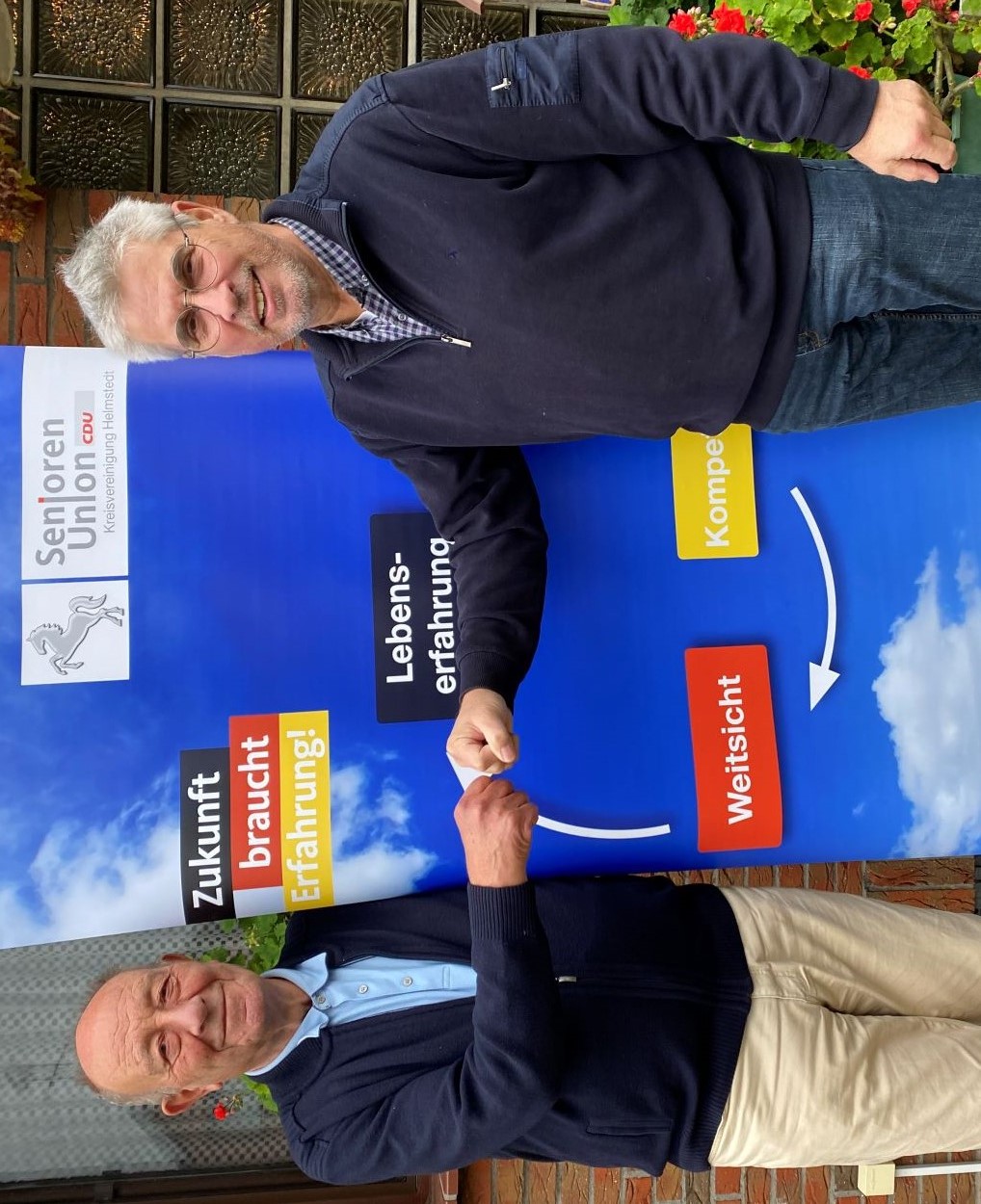 Bild WT: links Hans-Jrgen Krumpelt, rechts Wilnis Tracums,