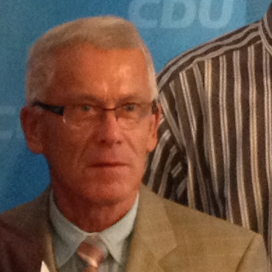  Manfred Ostendorf